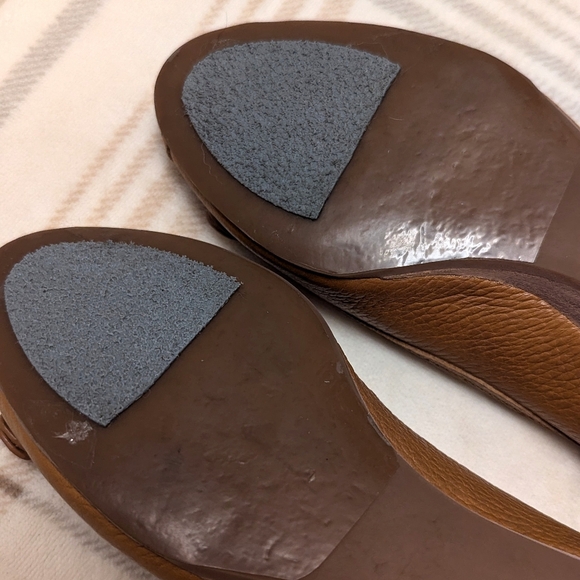 Tory Burch Amanda Demi Wedge Tumbled Leather Royal Tan Women's Size 6.5 - Picture 14 of 16